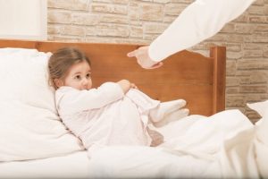오렌지 코뿔소: 아이에게 소리지르기를 멈추는 방법