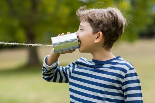 혼잣말하는 아이