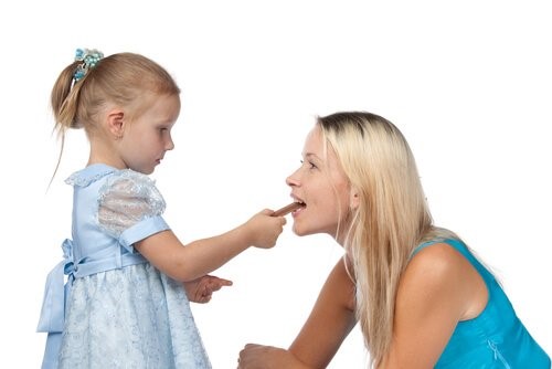 아이에게 먹기를 강요하면 안 되는 이유