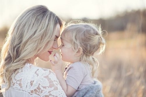 엄마됨은 경이로운 선물이다