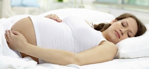 임신부의 수면 자세가 임신에 영향을 미치는가?