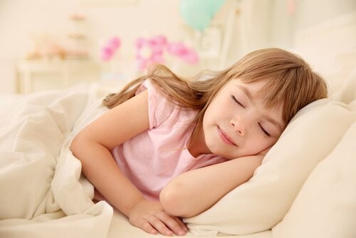 아이를 몇 초 만에 잠들게 하는 4-7-8 기법
