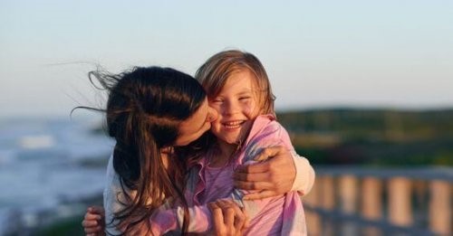 아이는 엄마의 가장 위대한 예술 작품이다