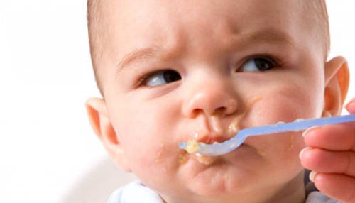 아기가 먹기를 거부한다면 어떻게 해야 할까?