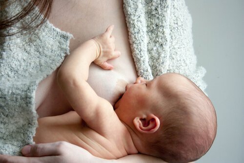 모유수유 시 통증을 다루는 방법