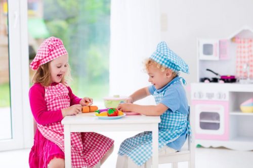 두 살 아이를 위한 재미있는 놀이 활동 5가지