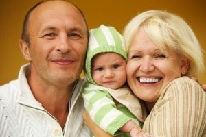 신생아를 방문하기 전에 명심해야 할 8가지