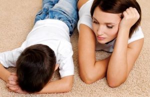 질문 하나로 화난 아이를 진정시키는 방법