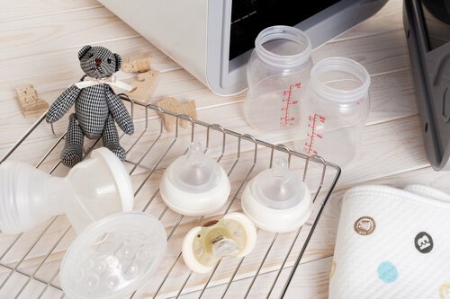 아기 젖병을 소독하는 방법