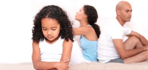 아이가 이혼에 대처하도록 도와주는 방법