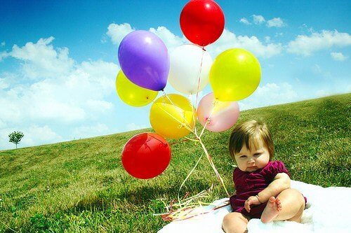 아기를 위한 다양한 색깔 풍선 놀이 7가지