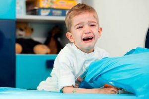 아이의 짜증에 대처하는 방법: 차분함이 핵심