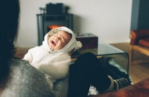 아기가 밤마다 운다면 어떻게 해야 할까?