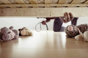 아이들은 폭력의 "보이지 않는 희생자"이다