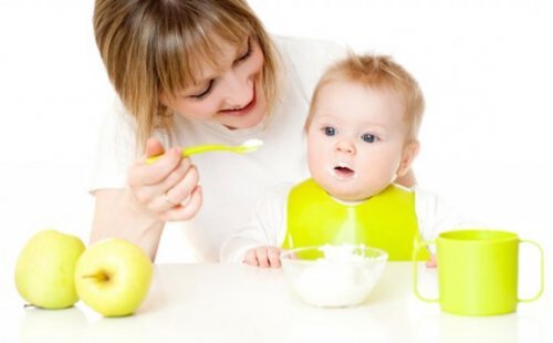 비건 식단이 모유에 영향을 미칠까?