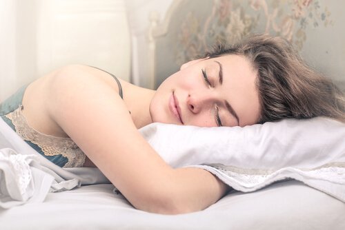 촉촉하고 완벽한 피부를 유지하는 방법 6가지