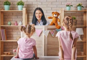 자폐증을 앓는 아이의 상징 놀이