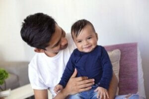 아기와 함께 사람을 만날 때 스트레스를 피하는 방법