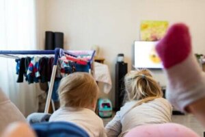 과도한 스크린 타임 증후군