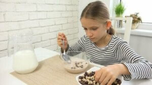 아침 식사를 거르는